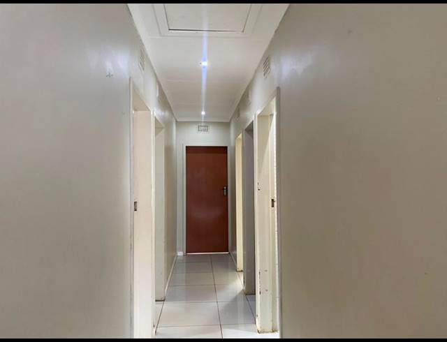 4 BEDROOM HOUSE FOR SALE IN IMPALA PARK